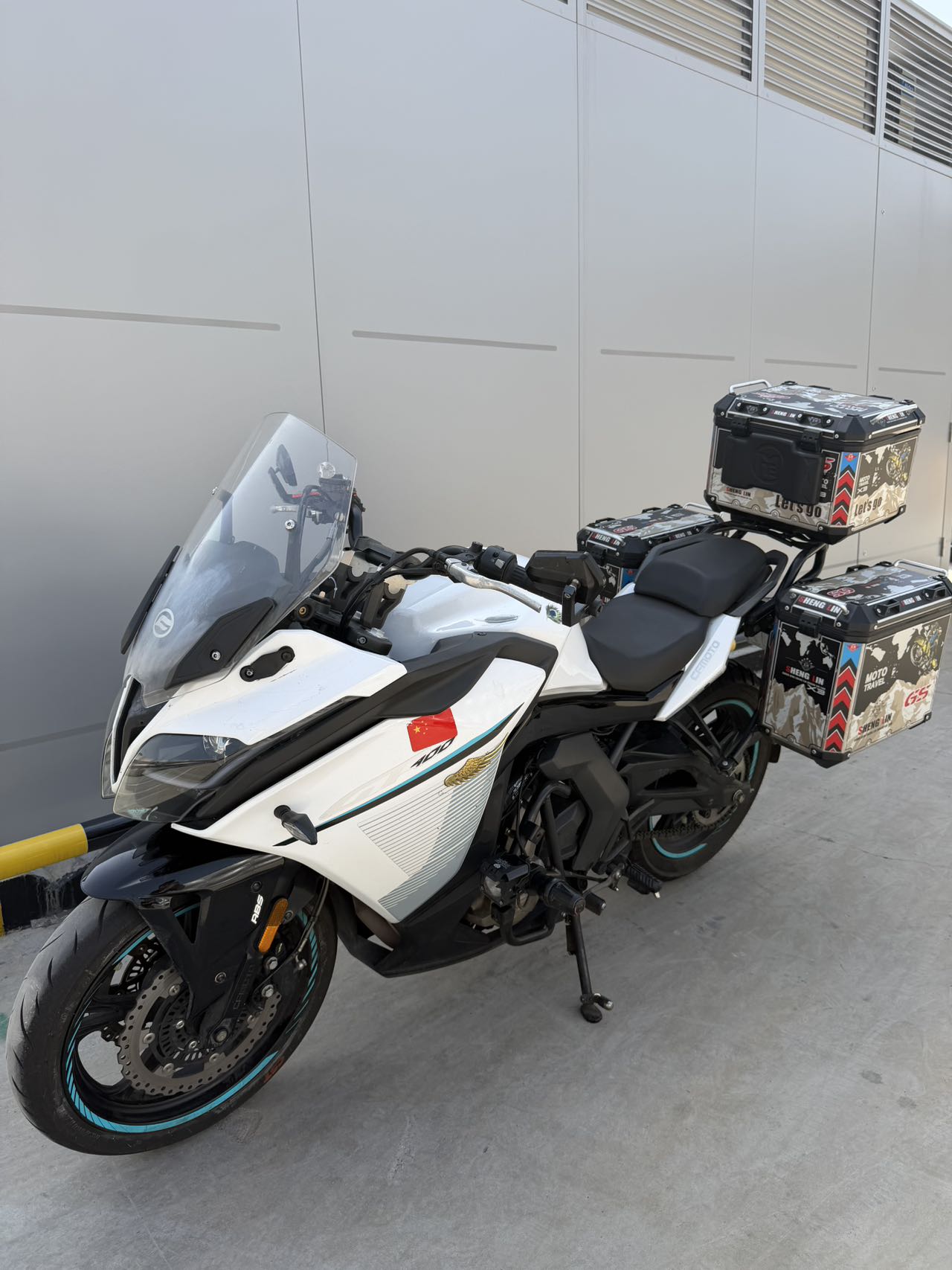 21年春风400gt小国宾