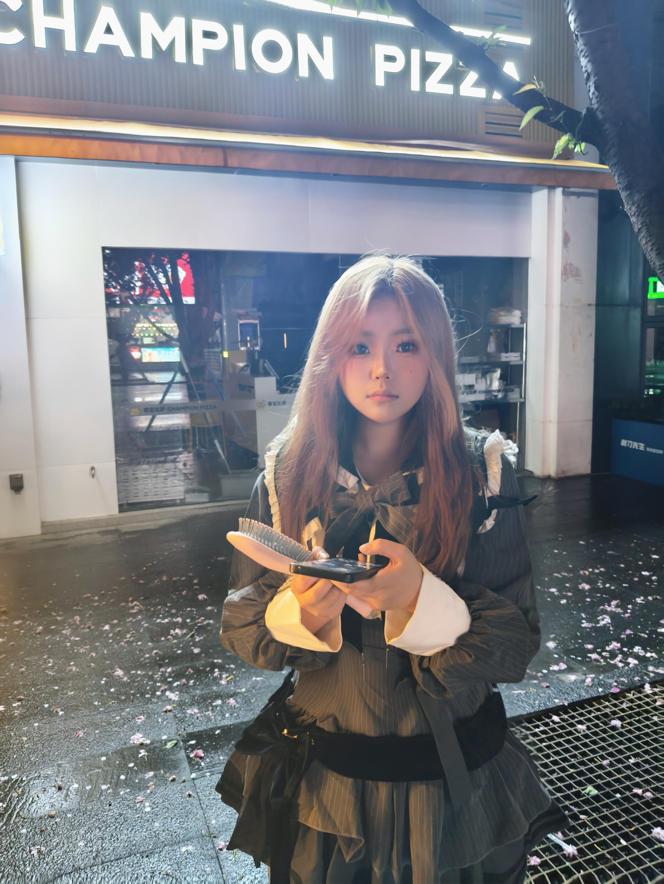 retouch_2026040603405070.png