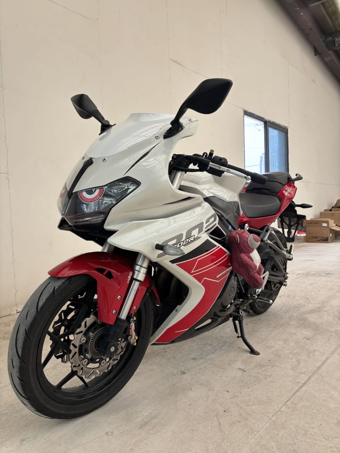 贝纳利飓风302r